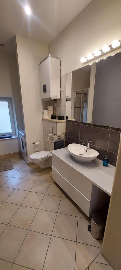 Apartament Zwyciestwa 45 กลีวิตเซ ภายนอก รูปภาพ